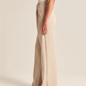 Women's
Tailored Wide Leg Pants